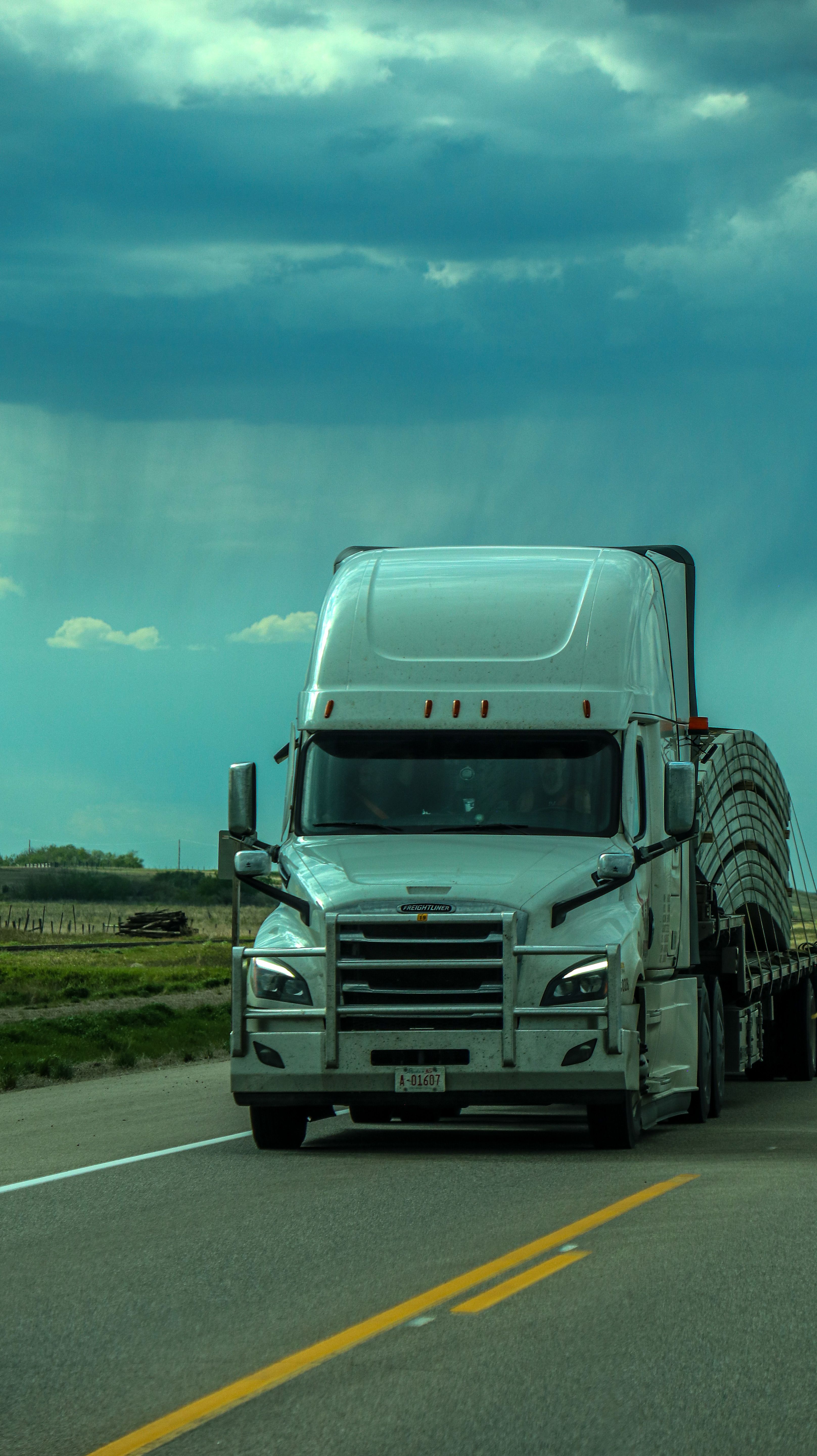 A Strategic Plan: Organizing Driver Communication to Sidestep Missed Appointments and Spot Loss-making Loads